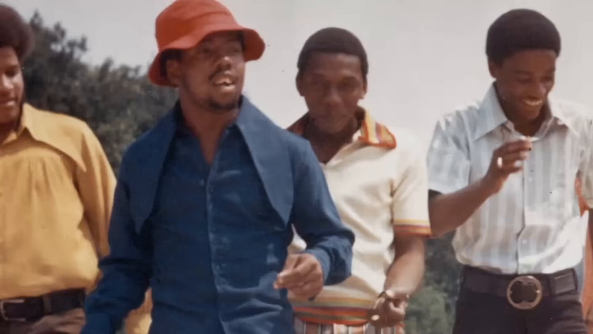 The+Stylistics%2C+Shania+Twain+-+Yes%2C+I+Will+%28Official+Video%29.webm